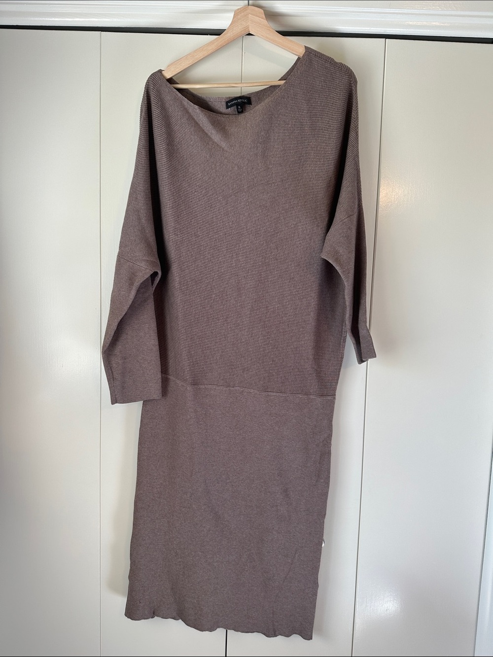 Banana Republic Off The Shoulder Taupe Knit Dress XL